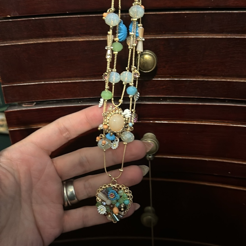 NWOT three strand Betsy Johnson, mixed media necklace,